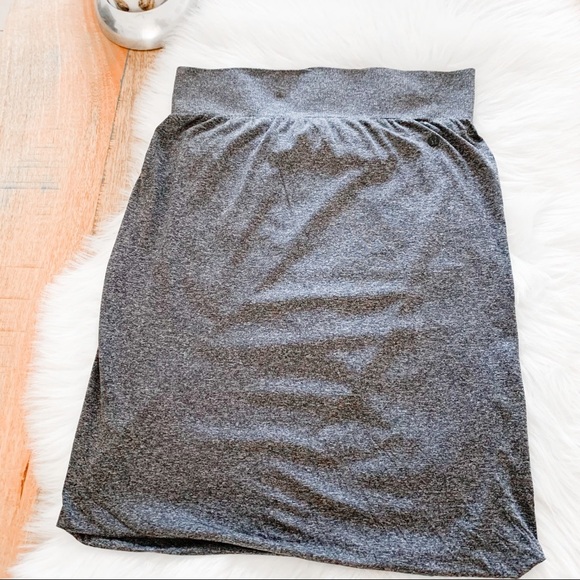 Lululemon Boulevard Bliss Skirt Grey Size: Medium 8-10 - Picture 14 of 15